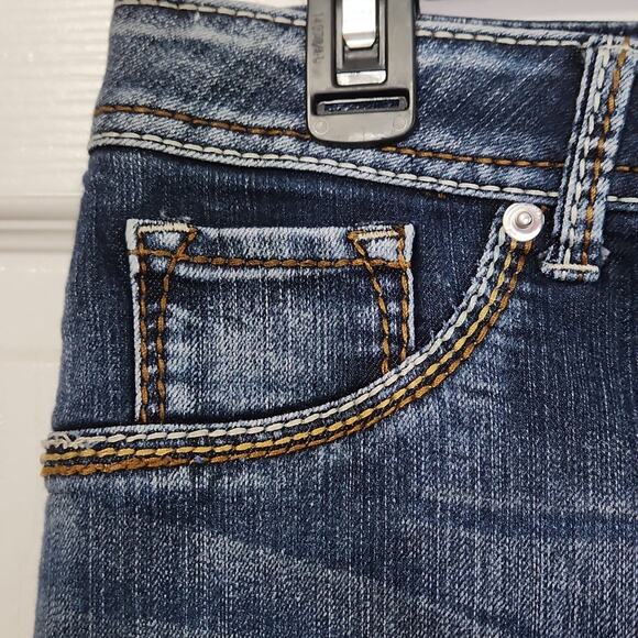 17/21 Dark Wash Stretch Decorative Stitching Zip Button Closure Slight Flare 10 - Picture 6 of 14